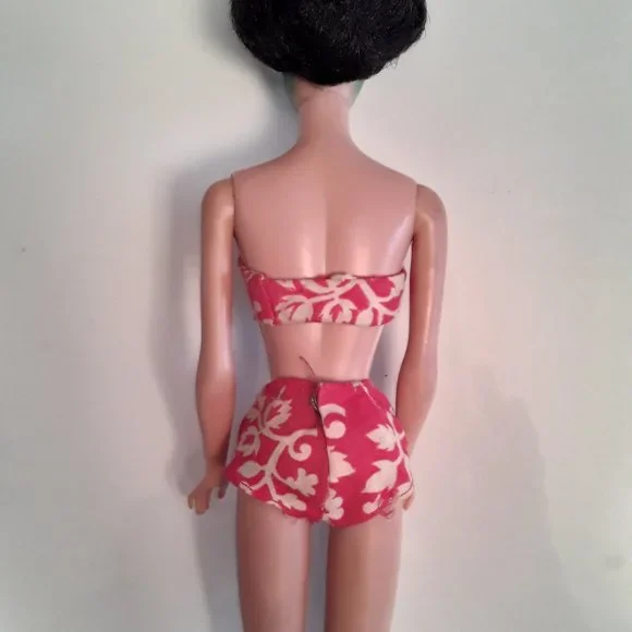 Vtg 1961 Mattel Barbie Bubble Cut Hair, Raven, Brunette Bouffant - Picture 2 of 16